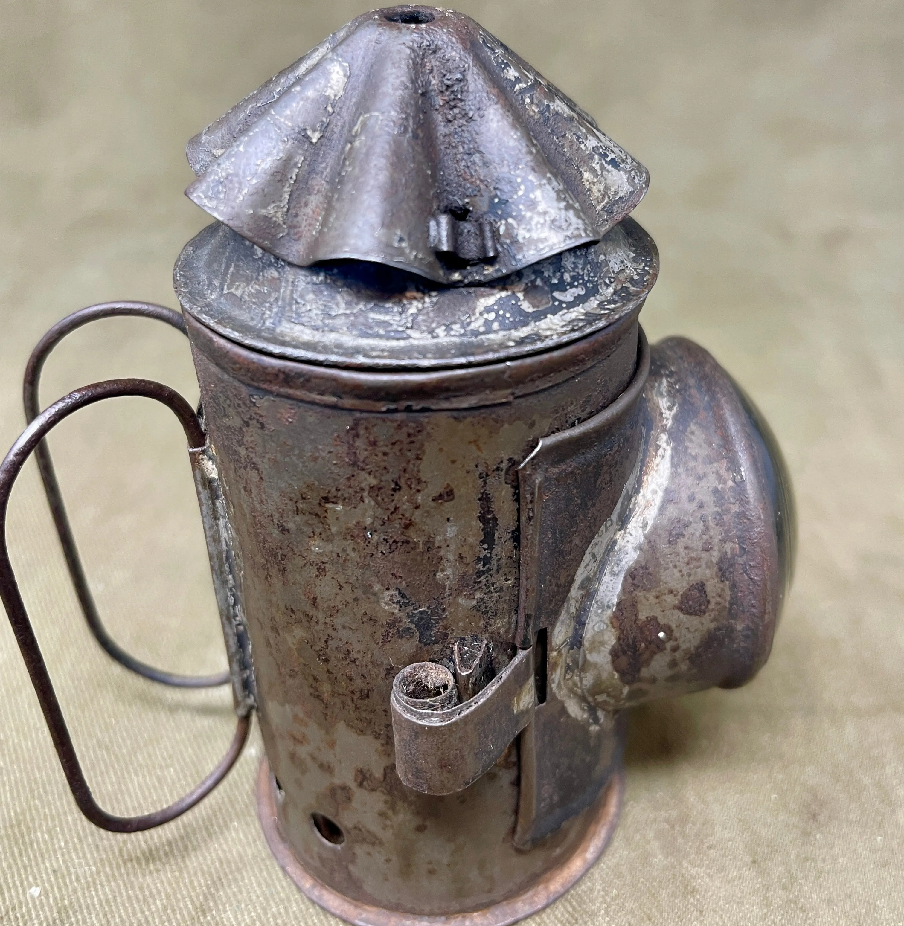 Antique " Ever Ready Bullseye Bulb Torch Hand Lamp (Copy)