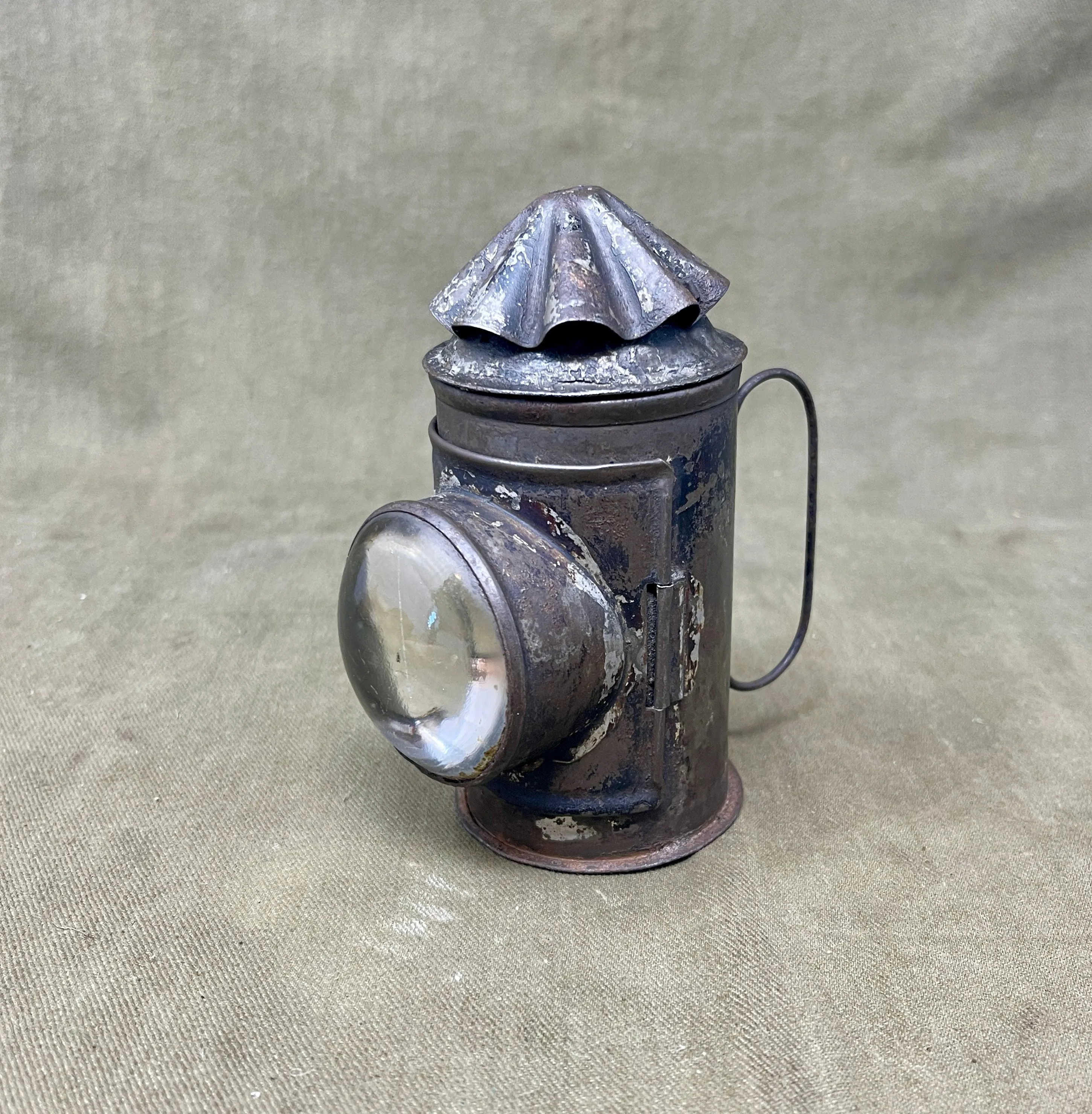 Antique " Ever Ready Bullseye Bulb Torch Hand Lamp (Copy)