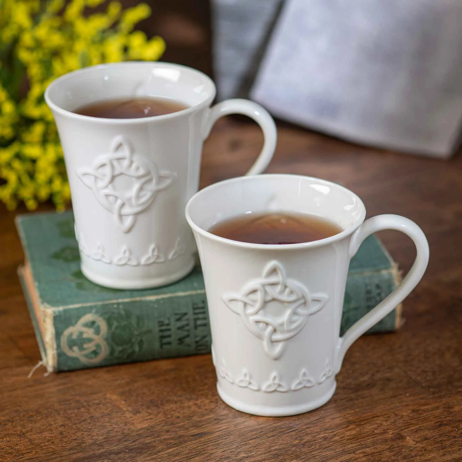 Belleek Trinity Knot Mugs