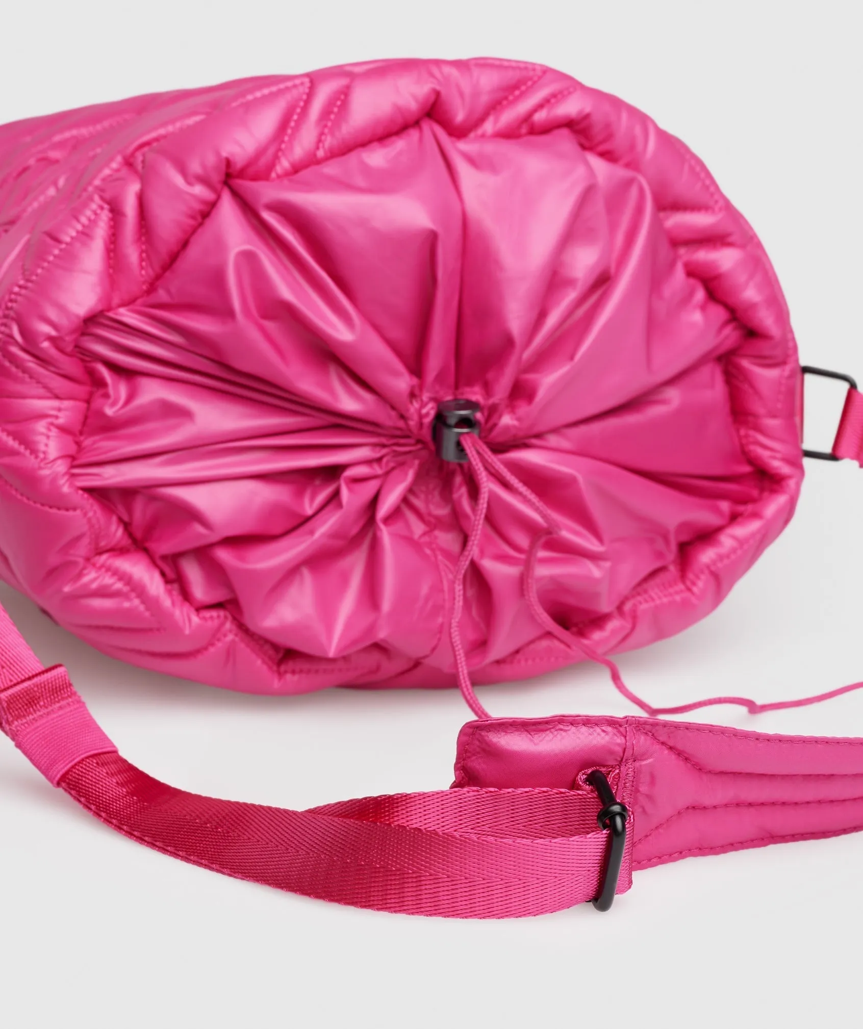 Gymshark Quilted Yoga Tote - Bold Magenta